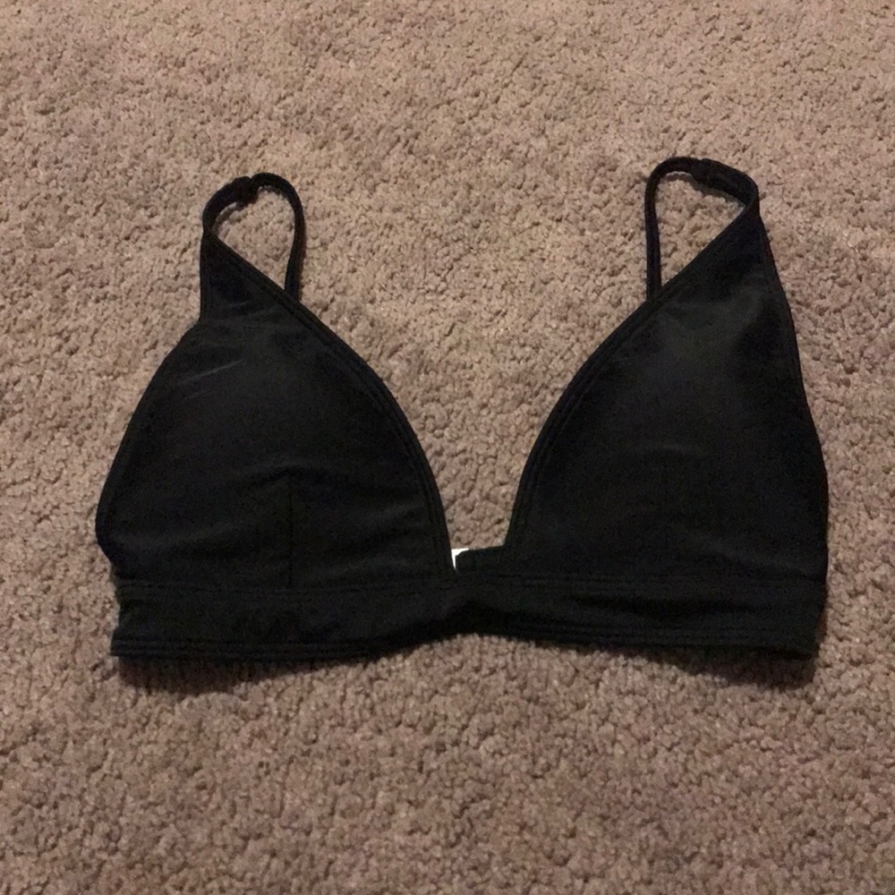 Black bikini top